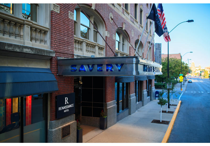 Renaissance Savery Exterior Entrance