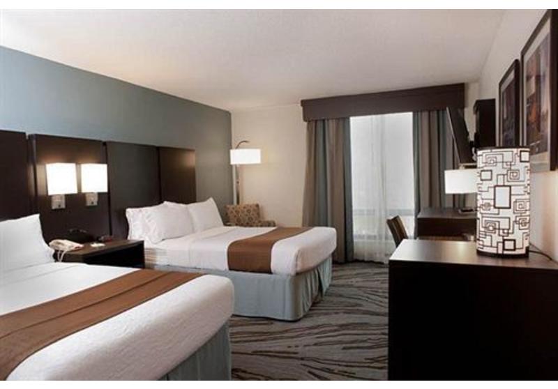 Guest Room 4
