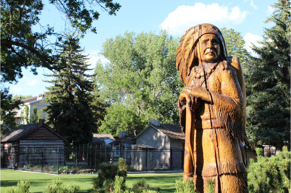 Native American Carving and Cabings