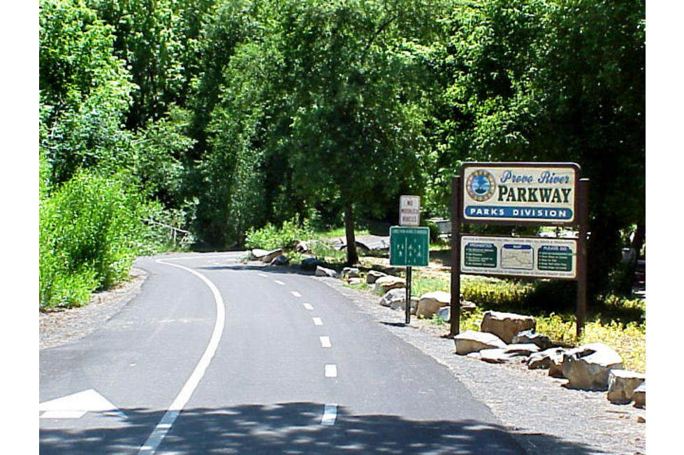 Parkway Sign