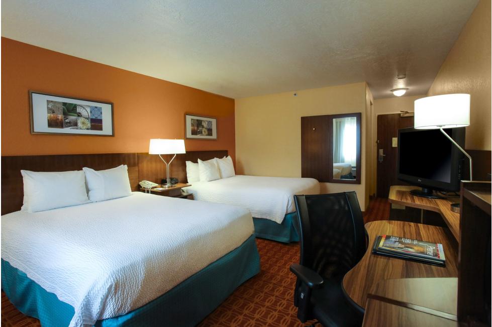 Double Queen Room