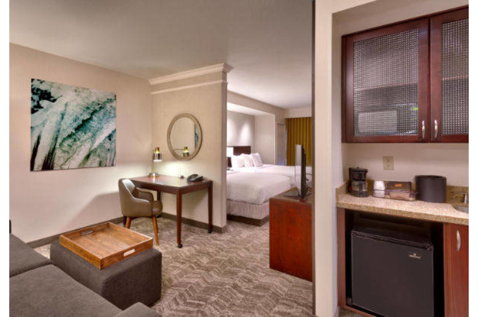 Double Queen Room