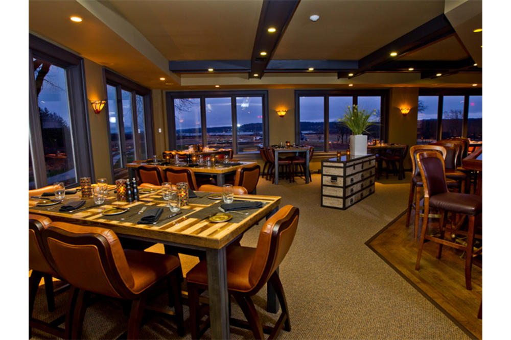 Hunt_Club_Steakhouse.jpg