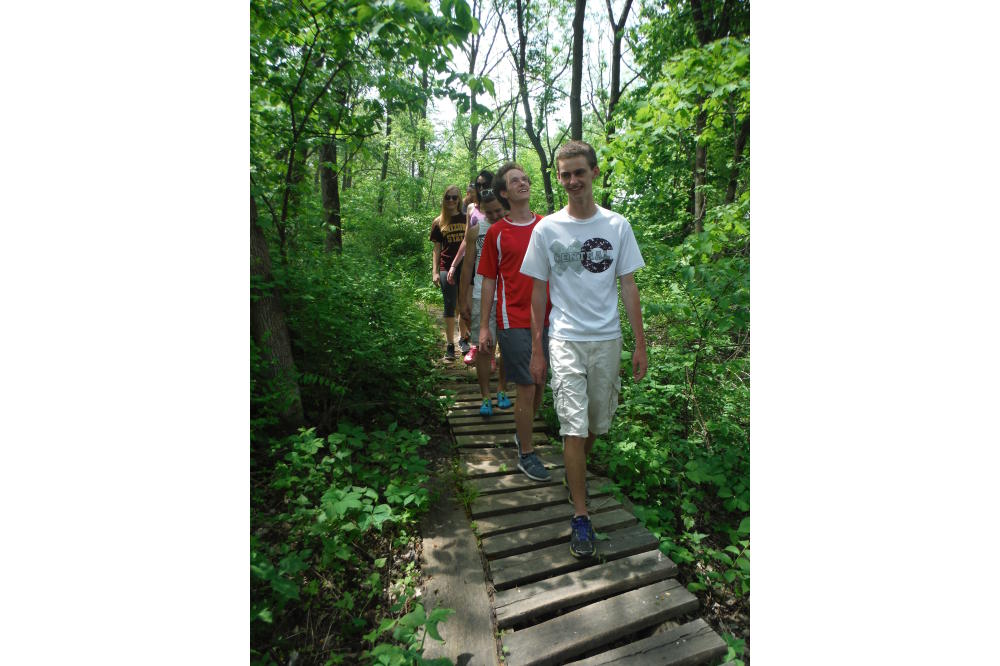 Trails_Hiking_youth