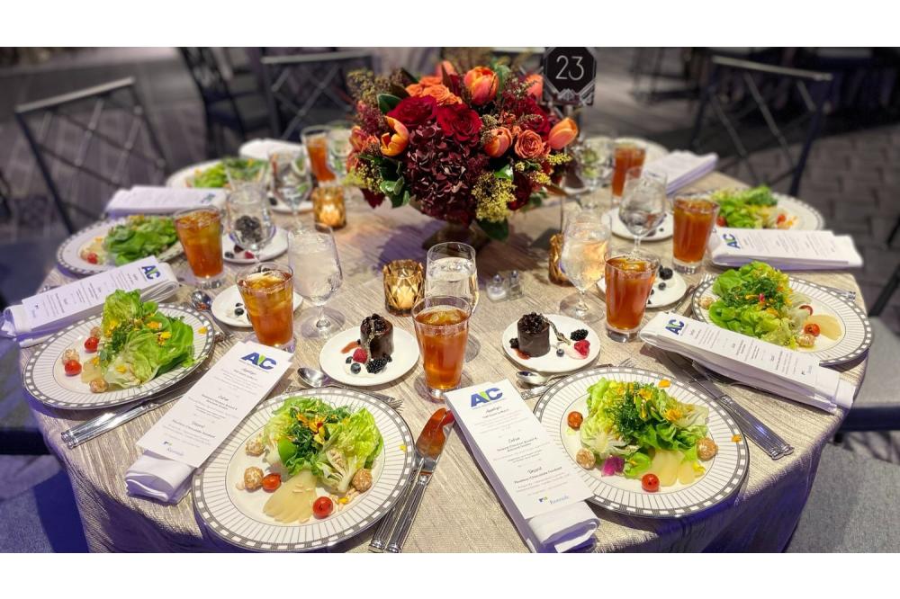 banquet table