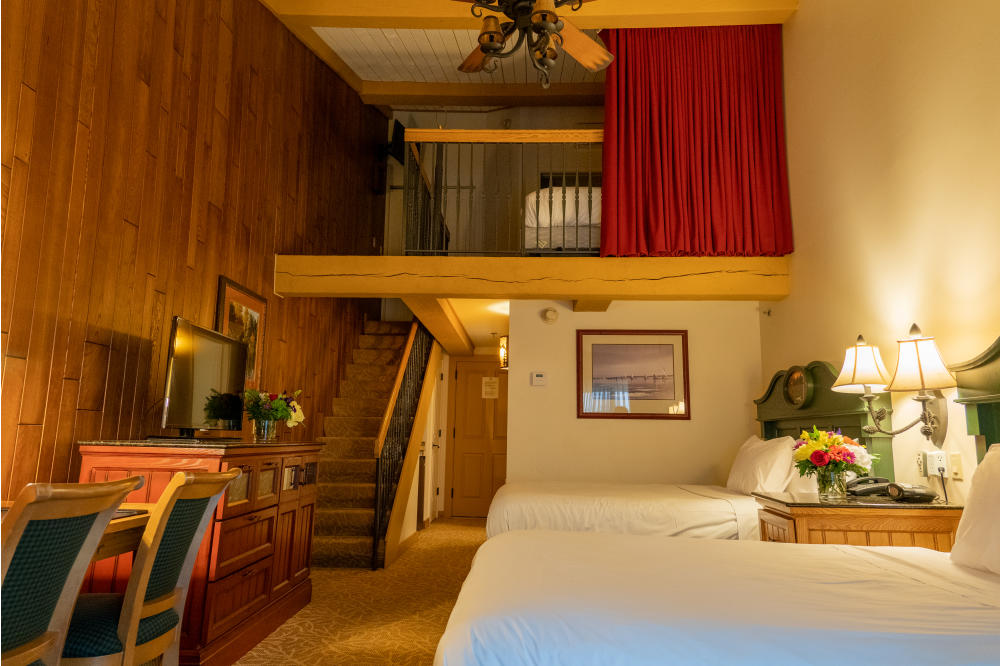 Main Lodge Queen Loft