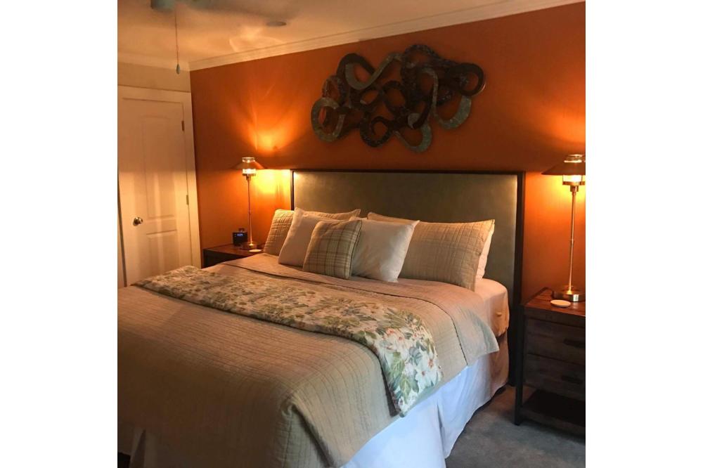 SevenOaks Suites