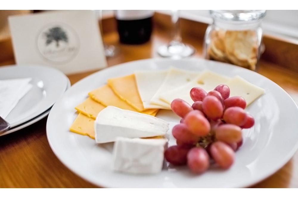 Wine & Cheese Plate
