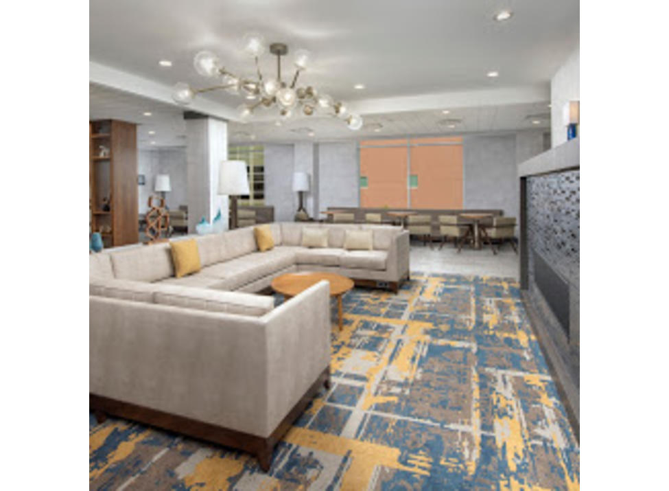 HGI Dobbs Ferry lobby seating