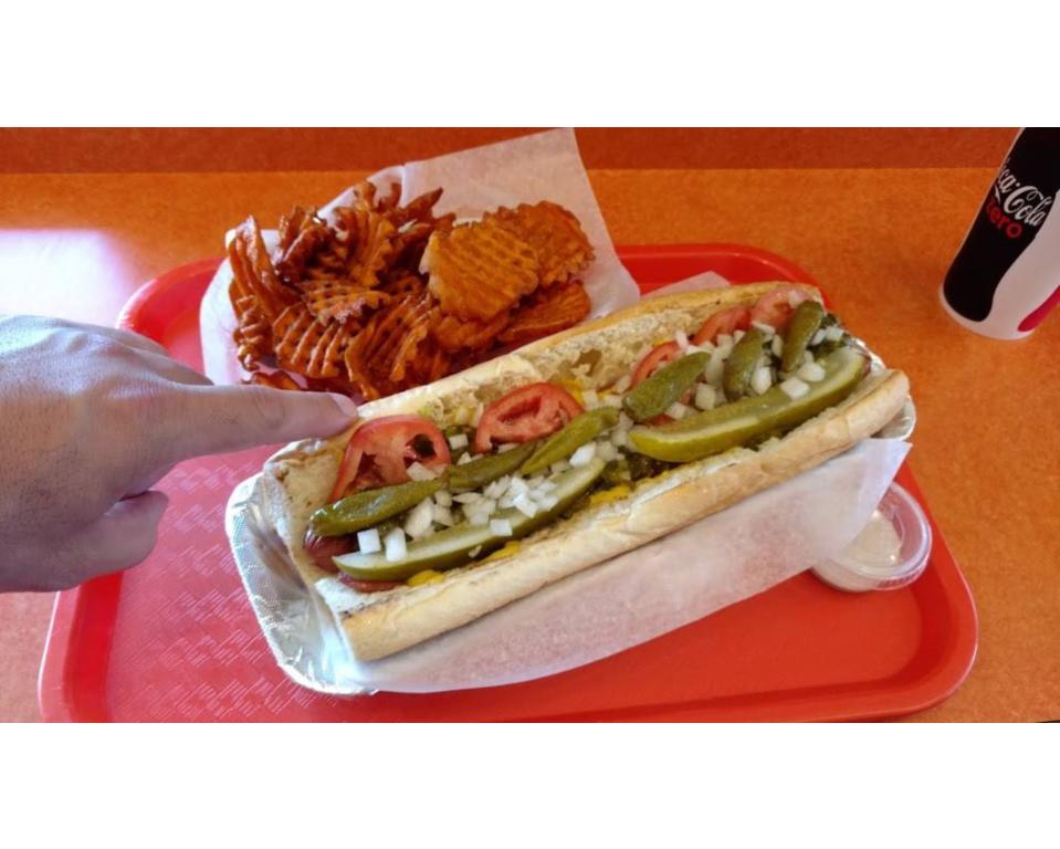 Johnnie's Dog House