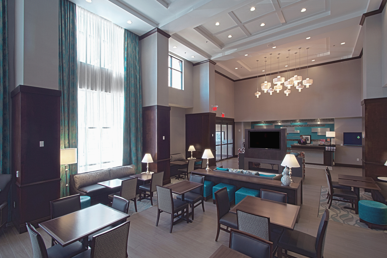 Hampton Inn Suites Columbus Osu Columbus Oh 43202