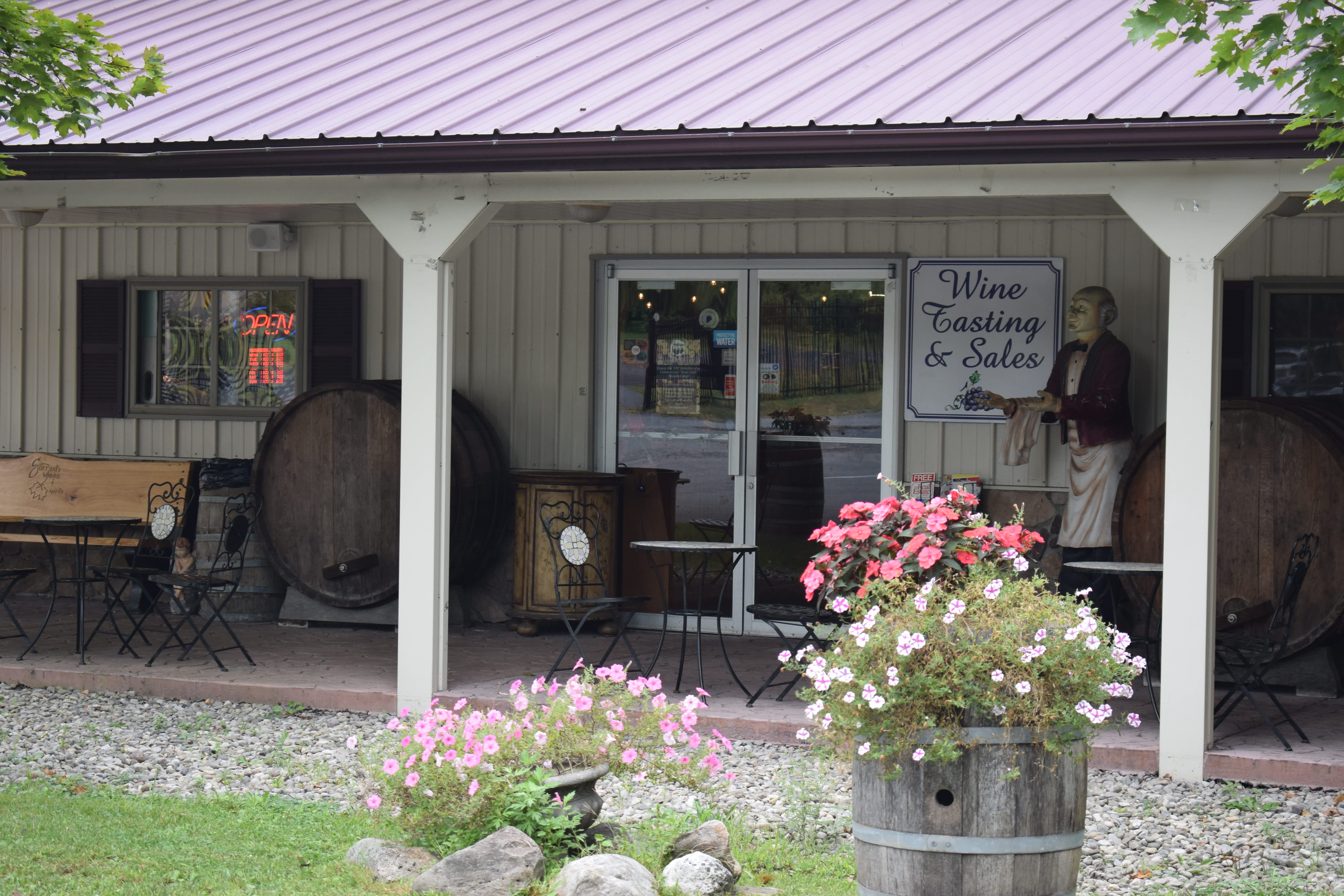 Sorrenti Cherry Valley Vineyards Saylorsburg Pa 18353