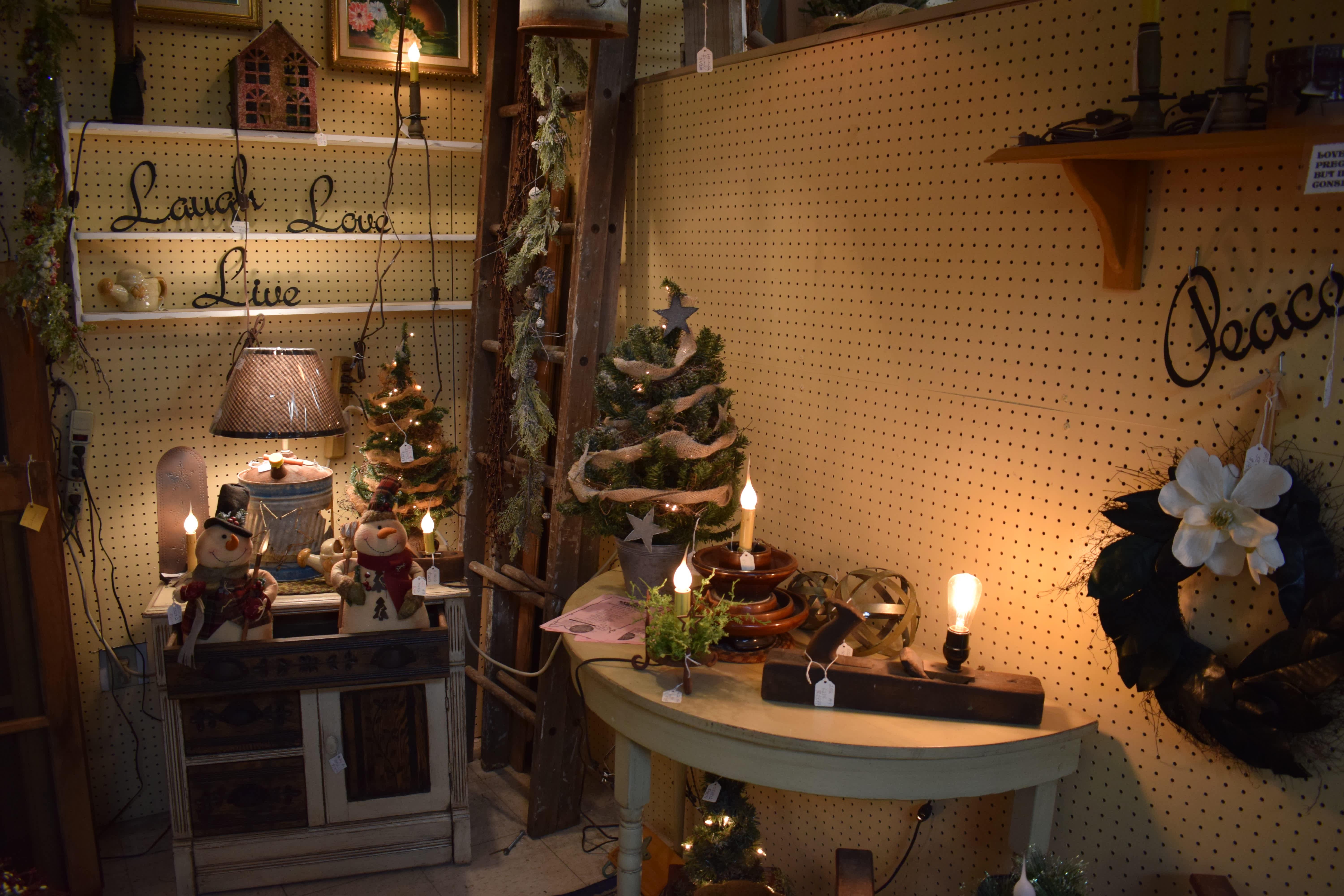 Grapevine Antiques Crafts Mall Brodheadsville Pa 18322