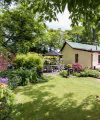 COTTAGE-outdoor-area.jpg