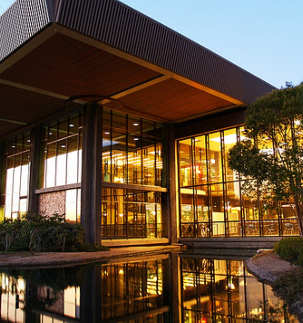 Huntington Beach Central Library Cultural Center