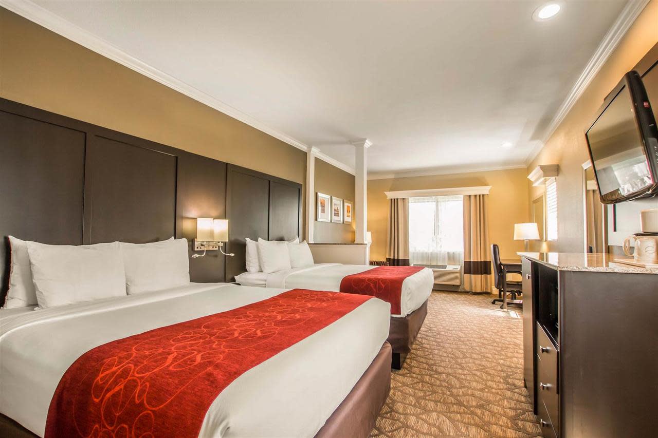 Comfort Inn Suites Huntington Beach