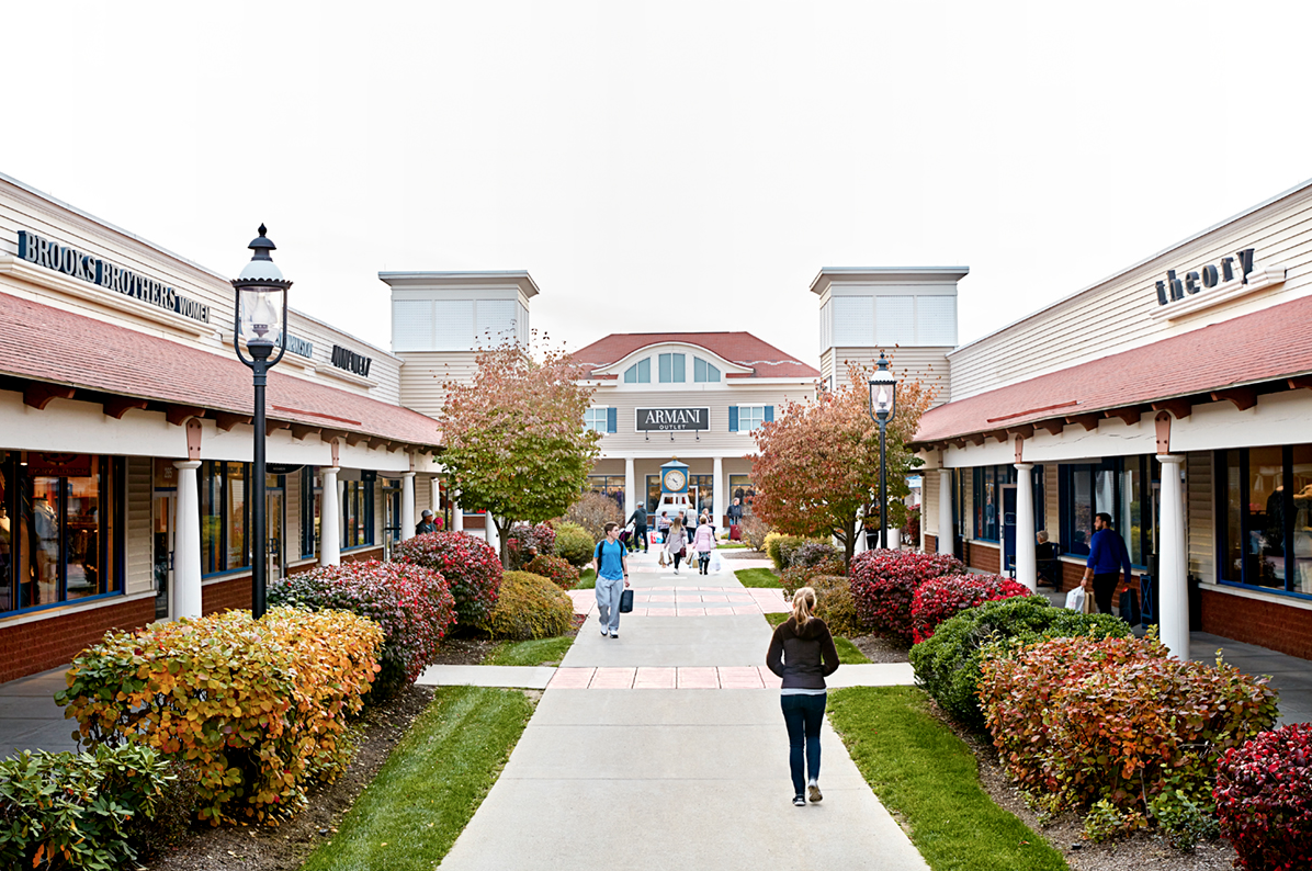 Outlets com. Wrentham Village Premium Outlets. Аутлет Массачусетс. Wrentham город. Top Outlets.