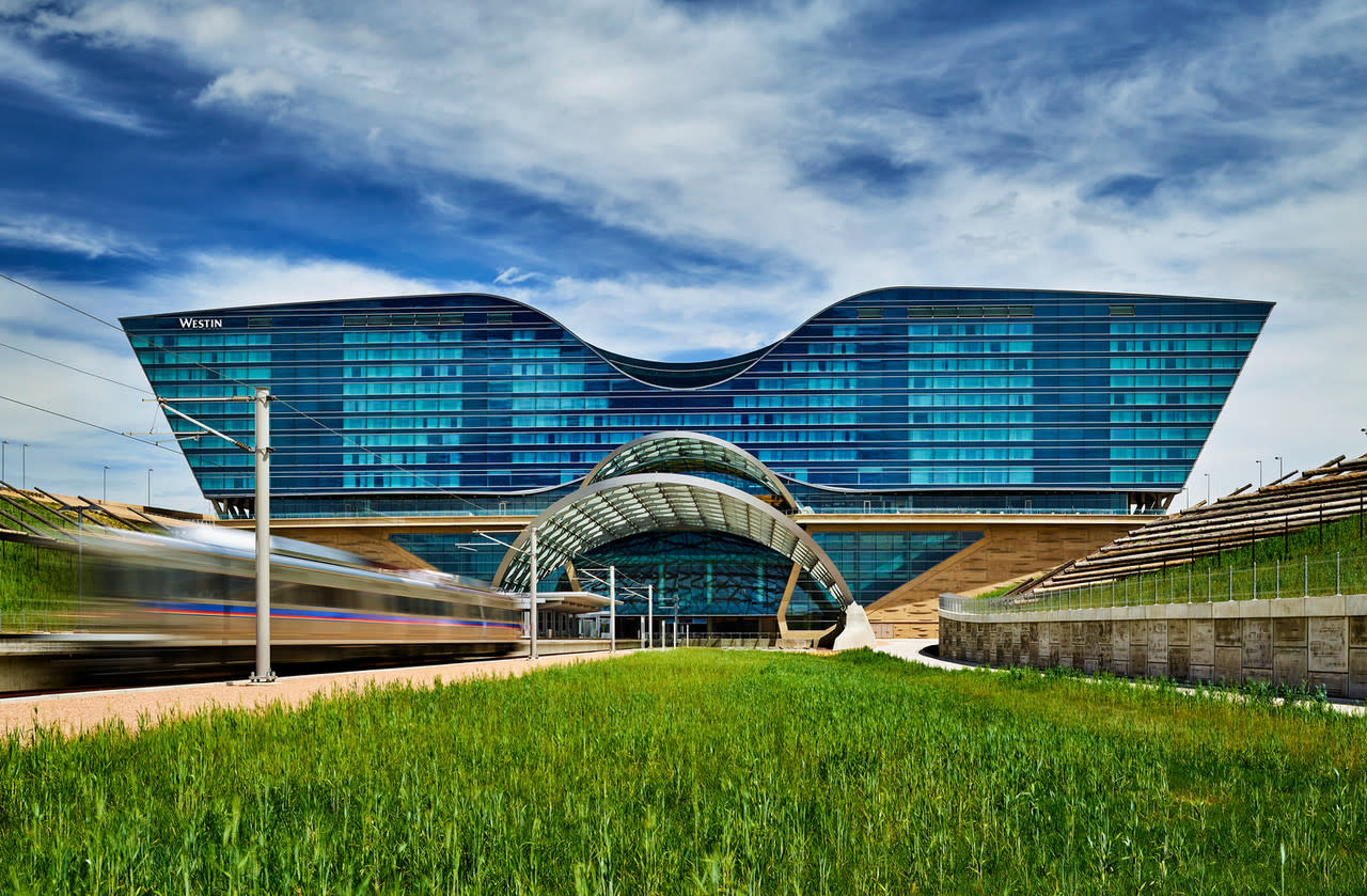 Westin Denver International Airport Hotel