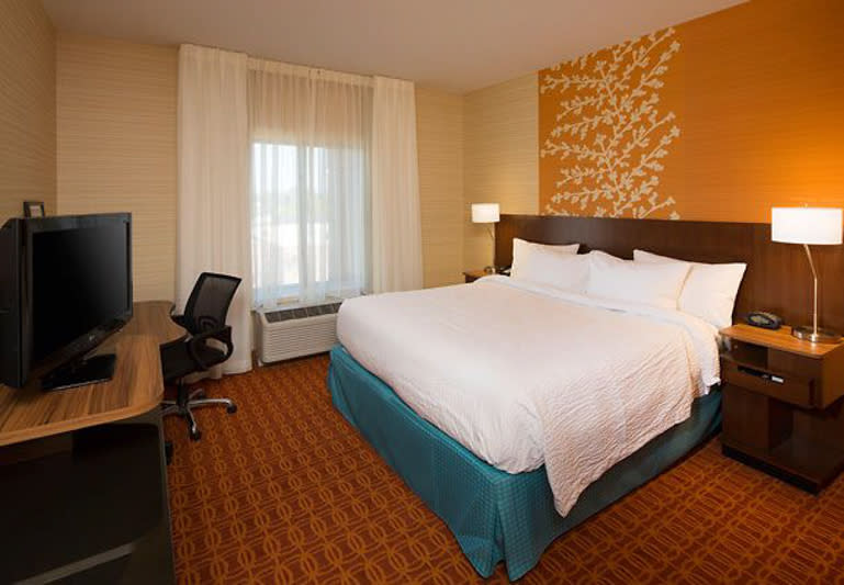 Fairfield Inn Suites By Marriott Hershey Chocolate Avenue