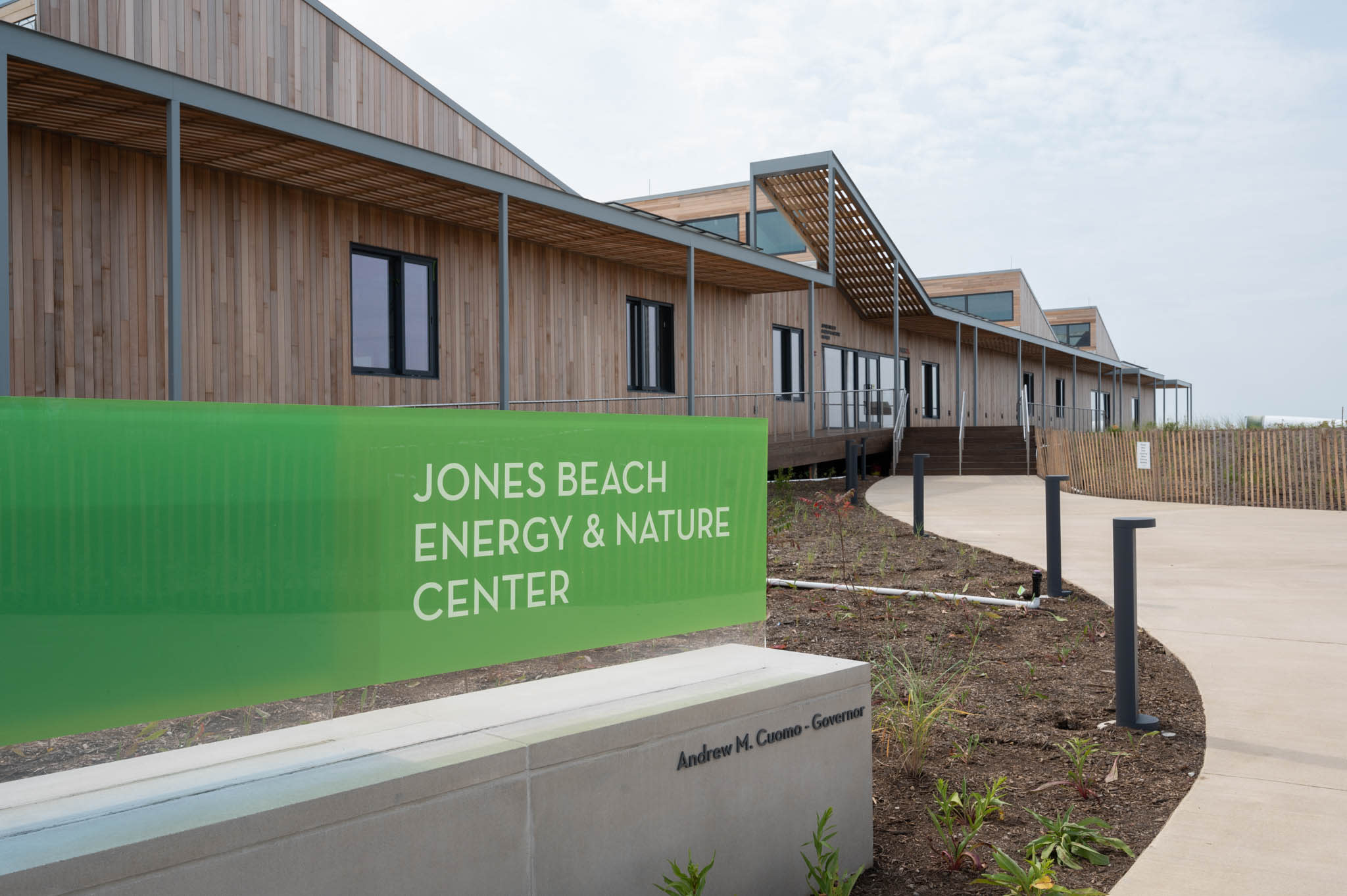 The Jones Beach Energy & Nature Center Wantagh, NY 11793