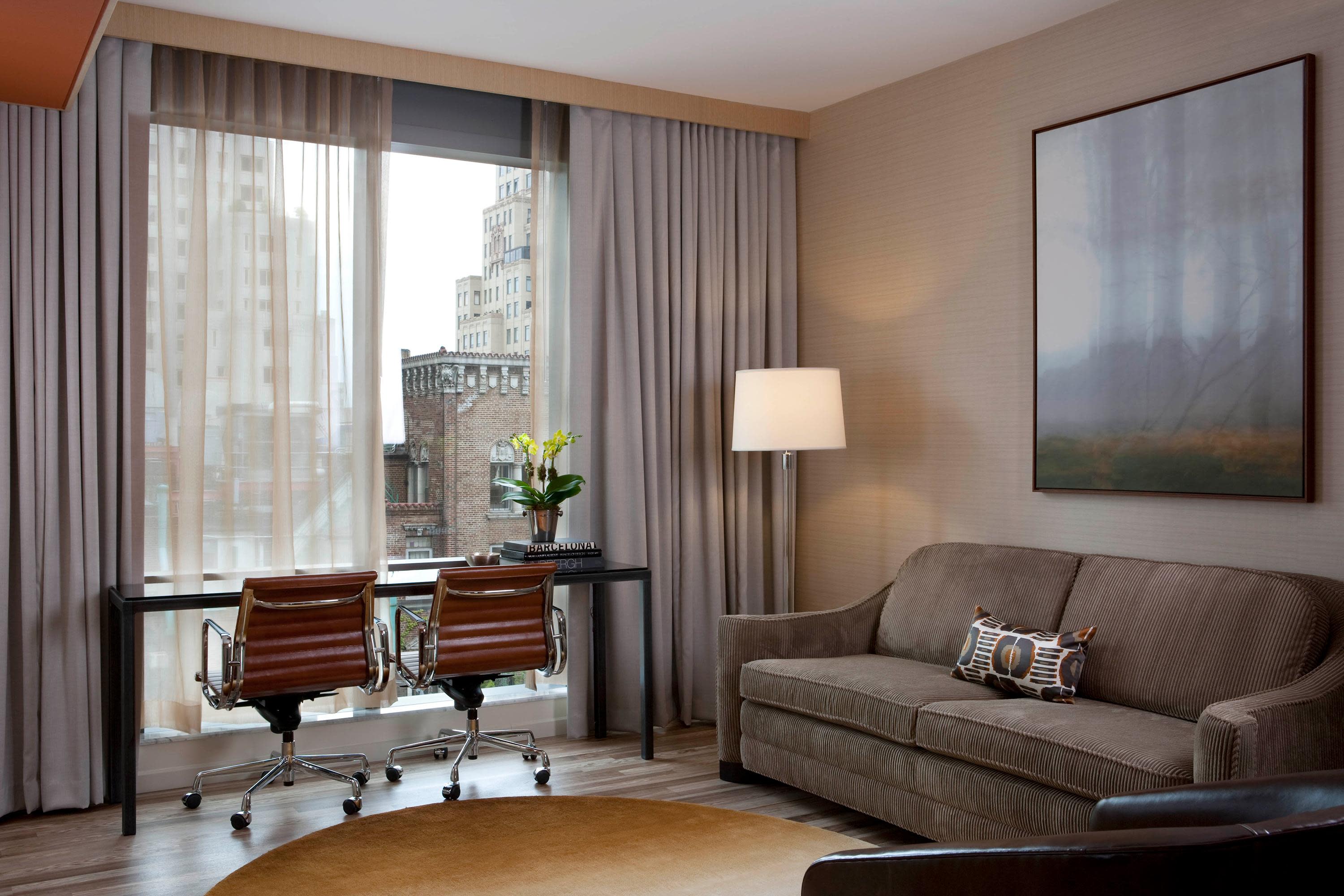 West 57th Street by Hilton Club Manhattan, NY 10019 West 57th Street by Hilton Club Manhattan, NY 10019