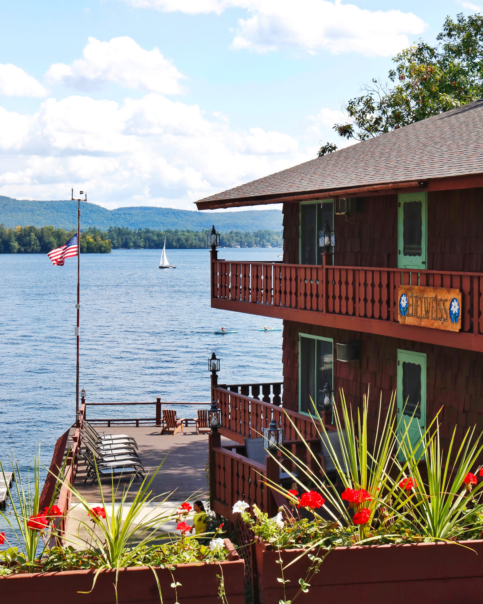 Canoe Island Lodge Diamond Point, NY 12824