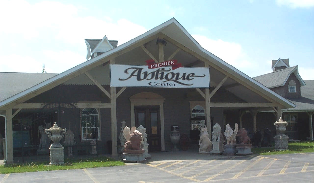 Antique World & Marketplace Clarence, NY 14031