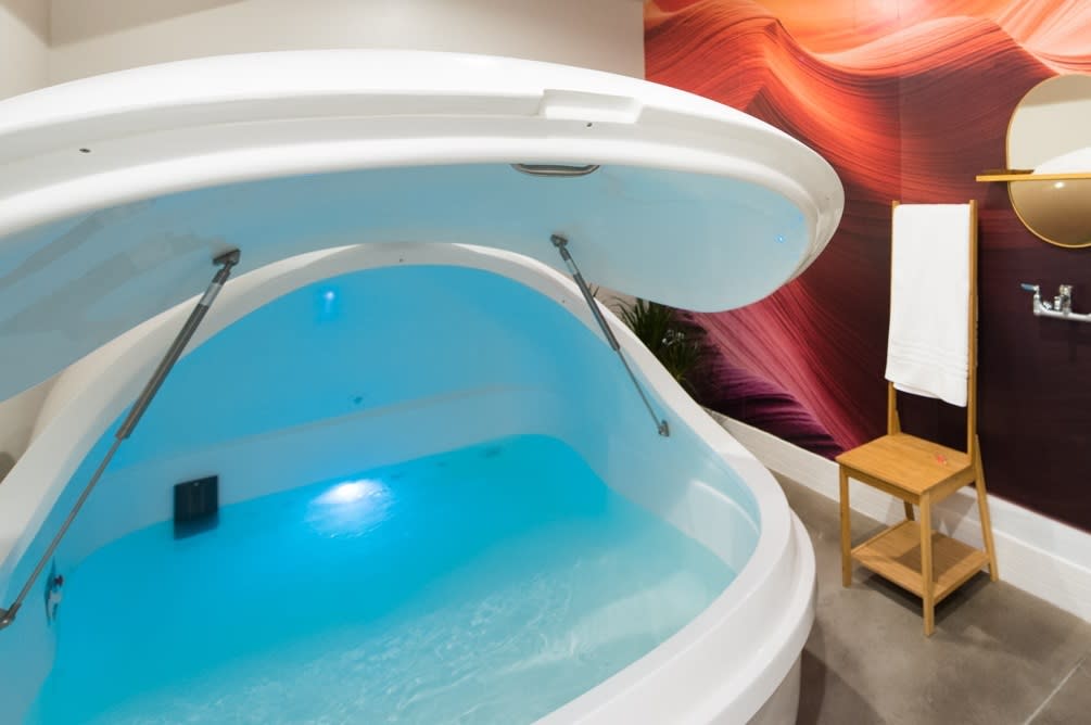 Sync Float Center