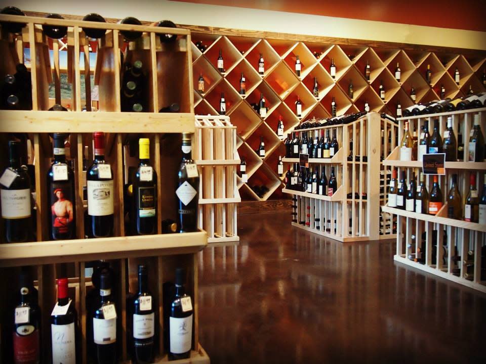 Vino Amoari Wine Bar Store Raleigh Nc 27612