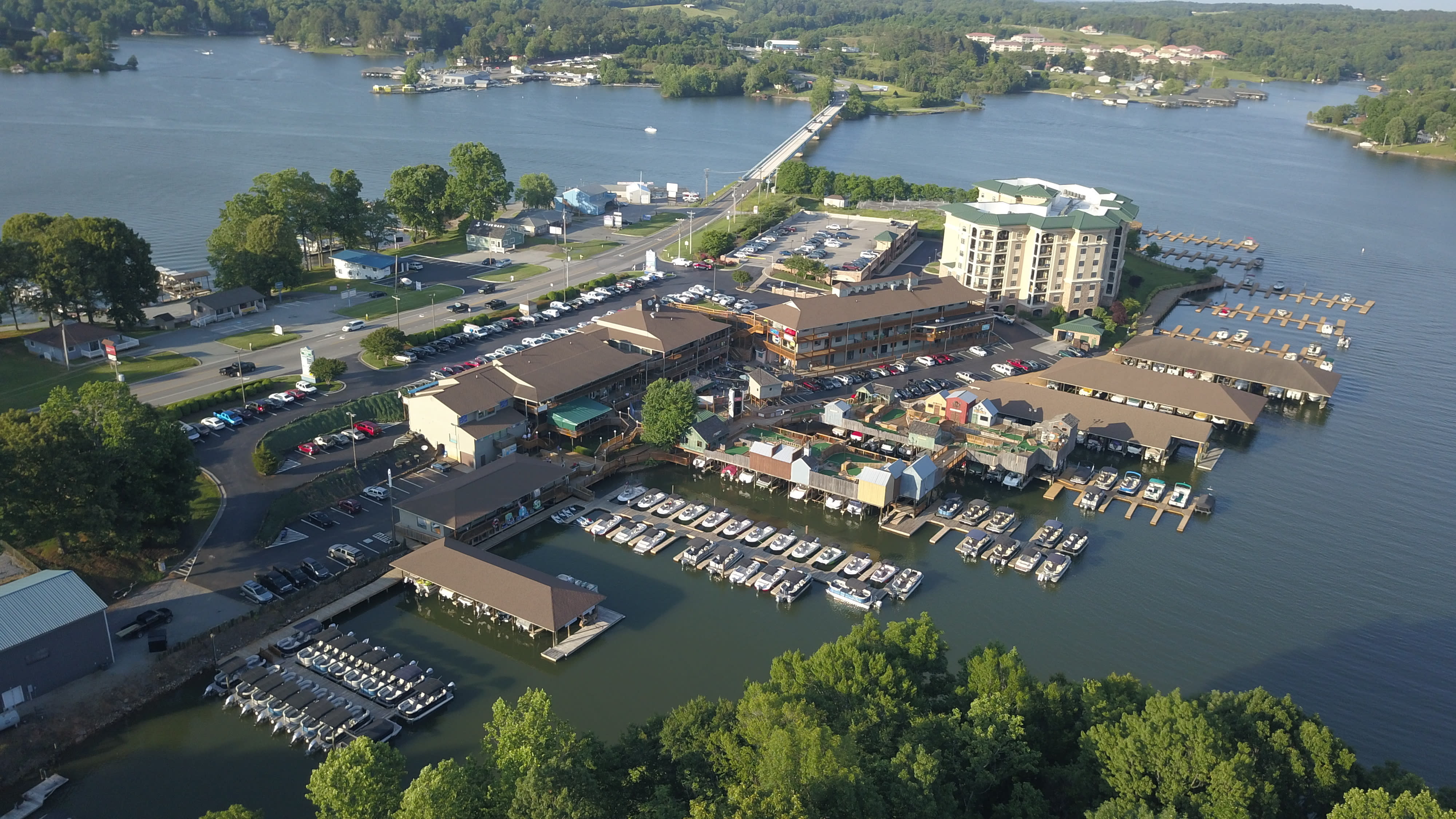 Bridgewater Marina And Boat Rentals Moneta Va 24121