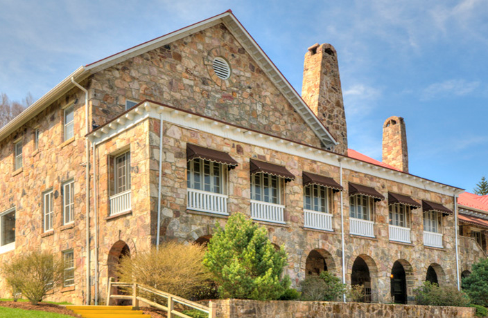 Mountain Lake Lodge Pembroke Va 24136