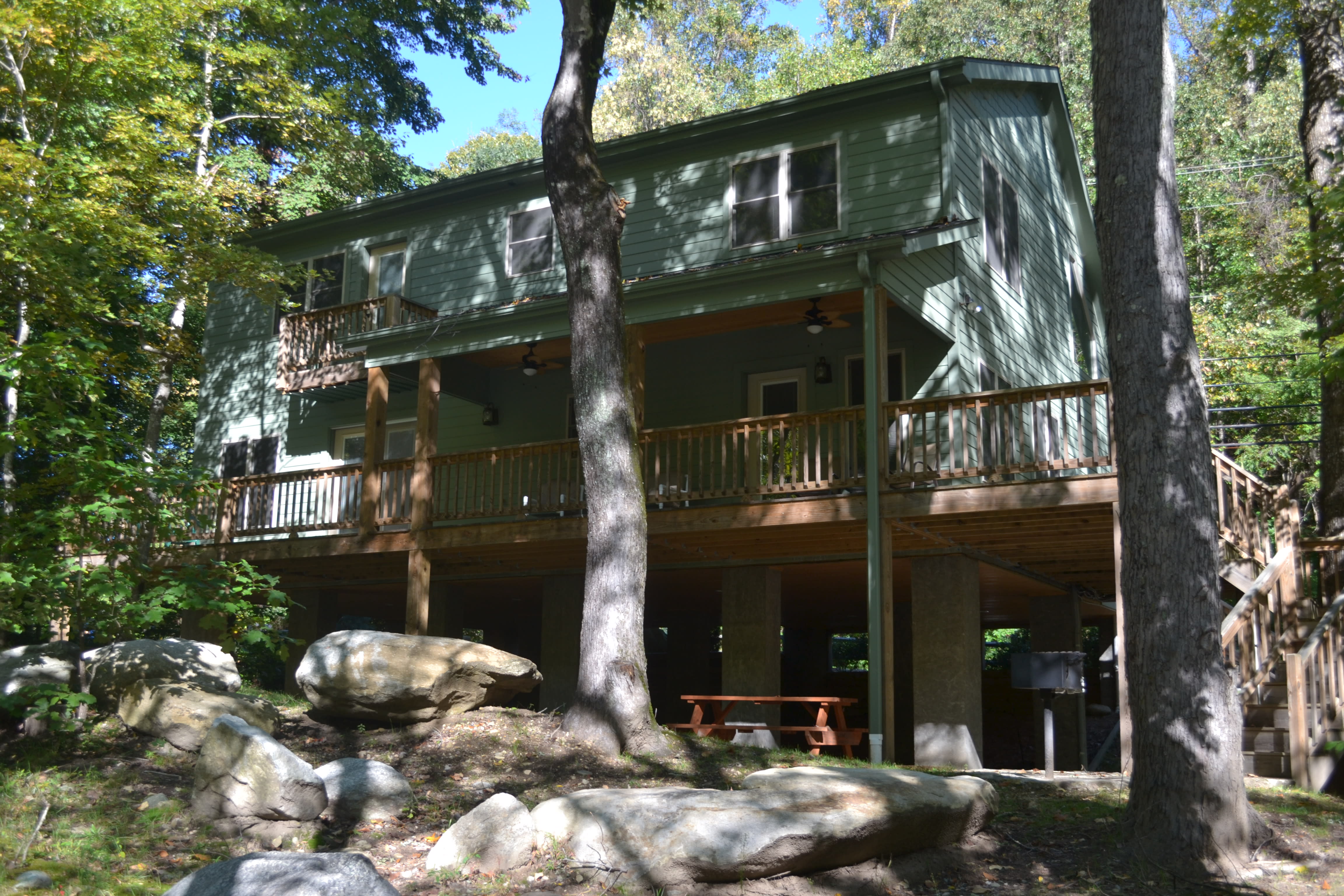 Cabins at The Esmeralda Inn