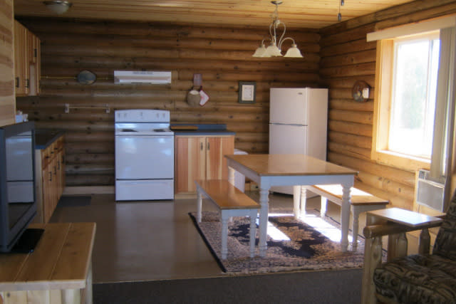 Lakeview Log Cabin Resort