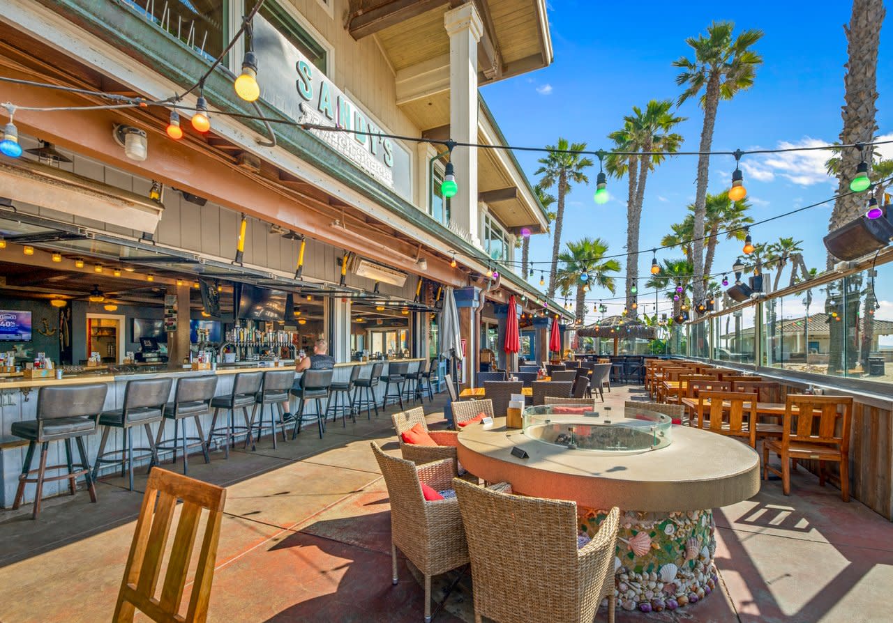 Sandys Huntington Beach, Christmas 2021 Sandy S Beach Shack
