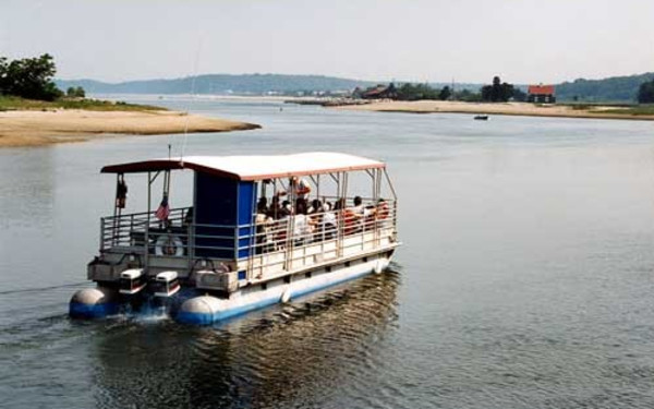 Discovery Wetland Cruises