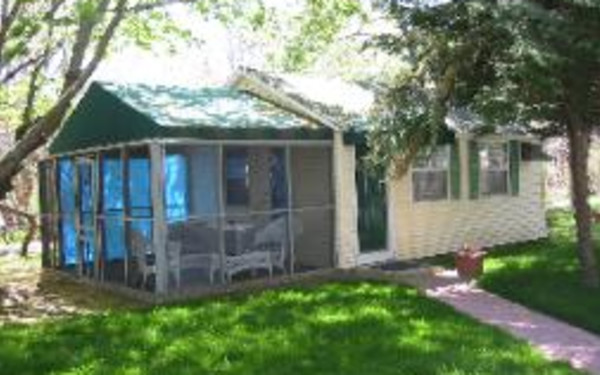 Cozy Cottages, The