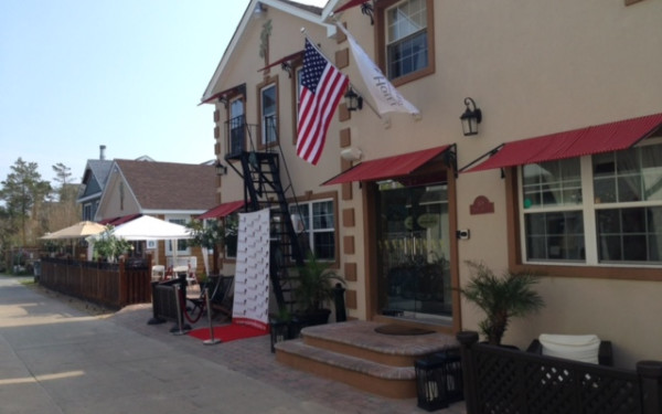 The Palms Hotel