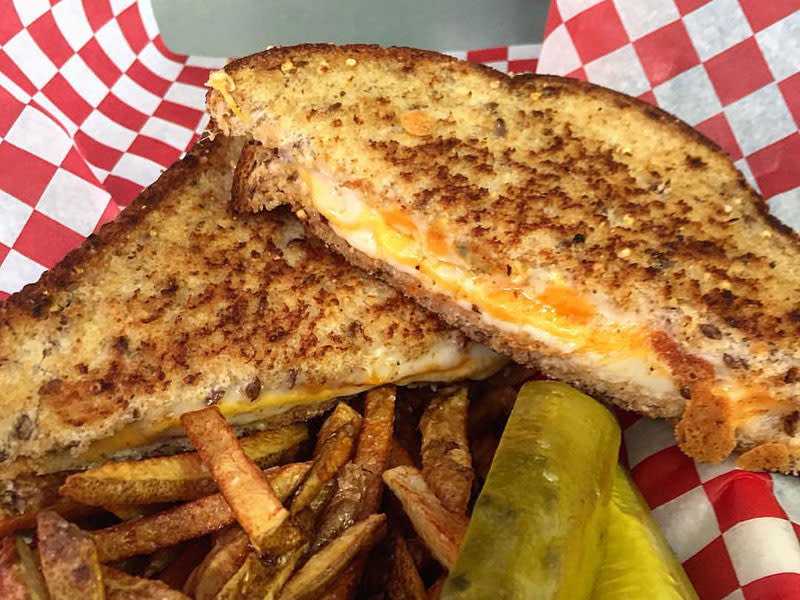 Food Trucks Tourism Winnipeg