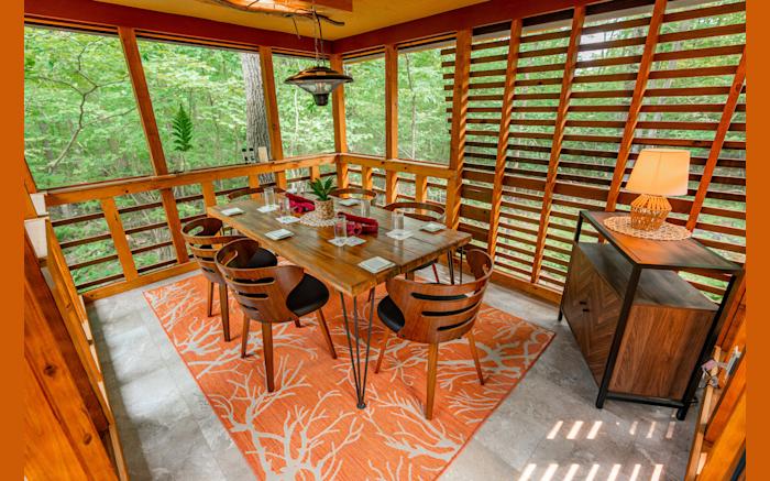 Tree Tops Dining Pods