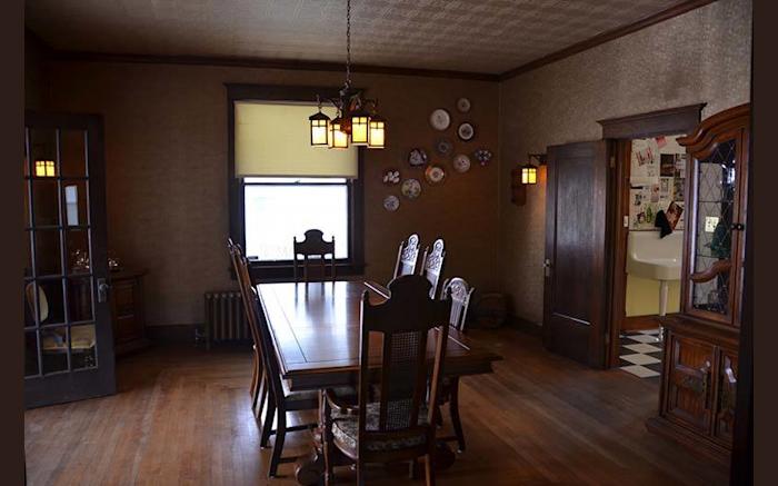Smith House Inn