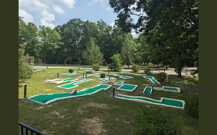 Minigolf at Benner's