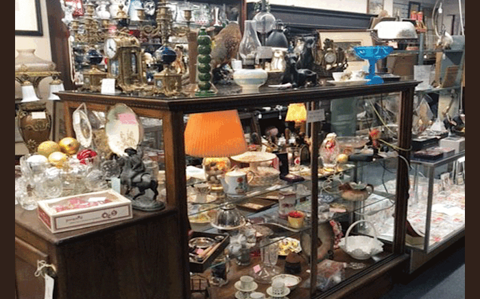 On the Diamond Antiques