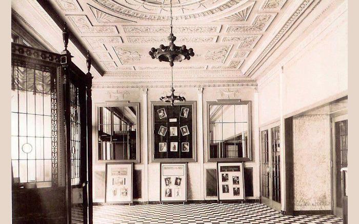 1922 Outer Lobby