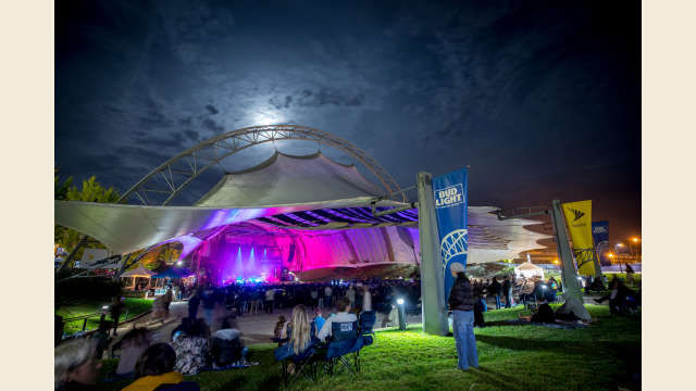 Sprint Pavilion at Night