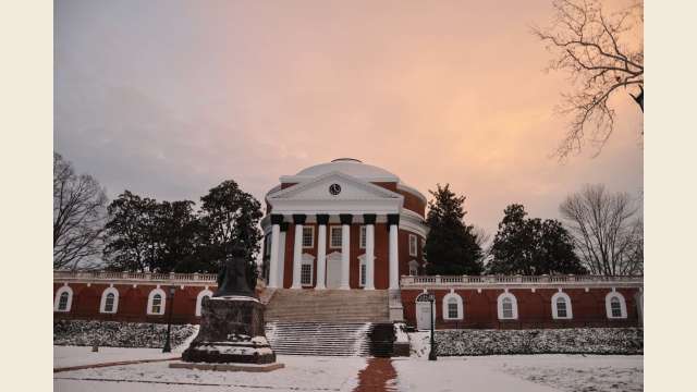 The Rotunda Snow