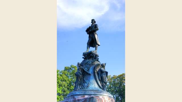 Jefferson Statue at UVA