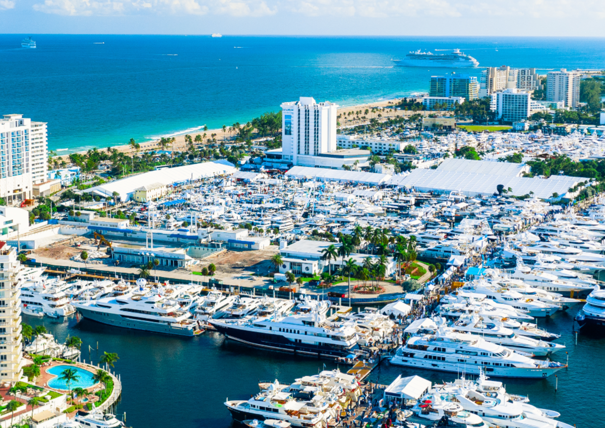 Vista aérea de los canales, marinas y costa de Fort Lauderdale
