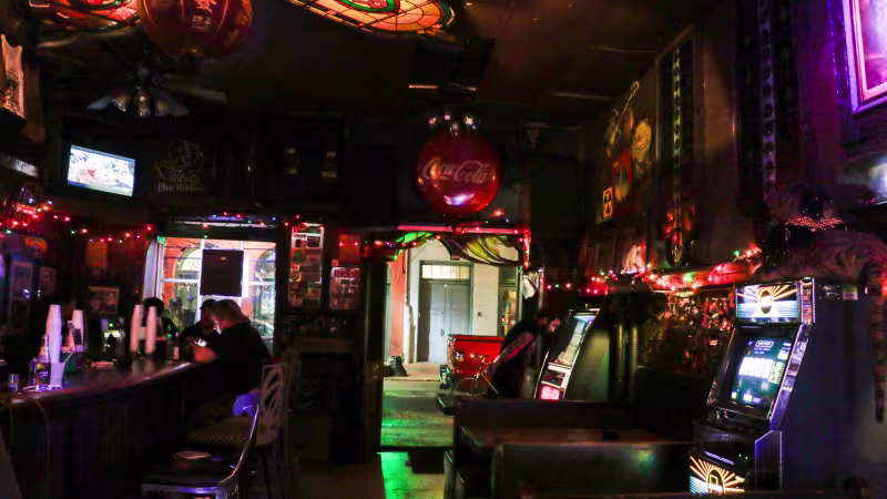 Bar photo 2