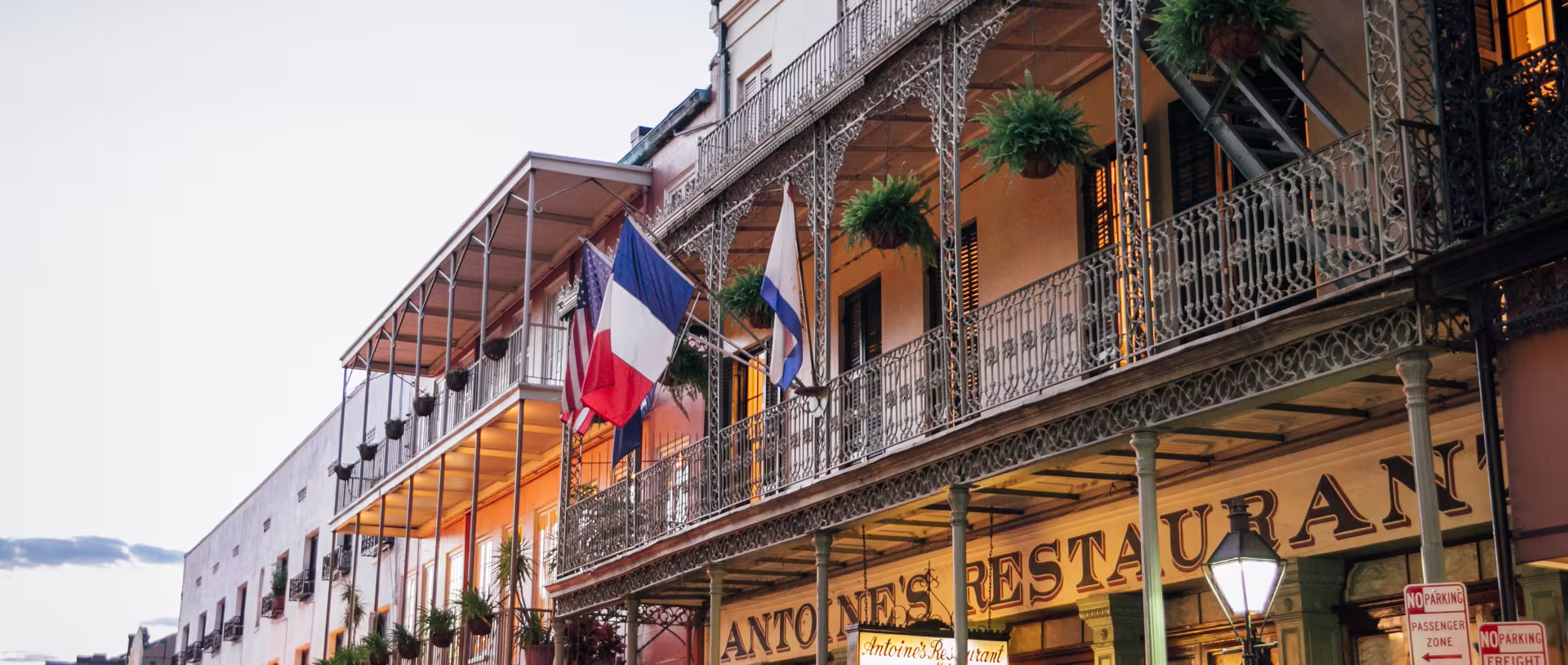 New Orleans outdoor scene