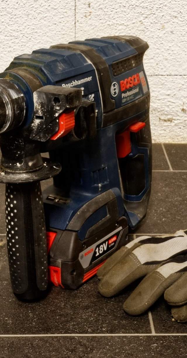 Maintenance Specialist